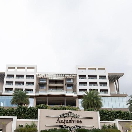 Anjushree Hotel Ujjain Buitenkant foto