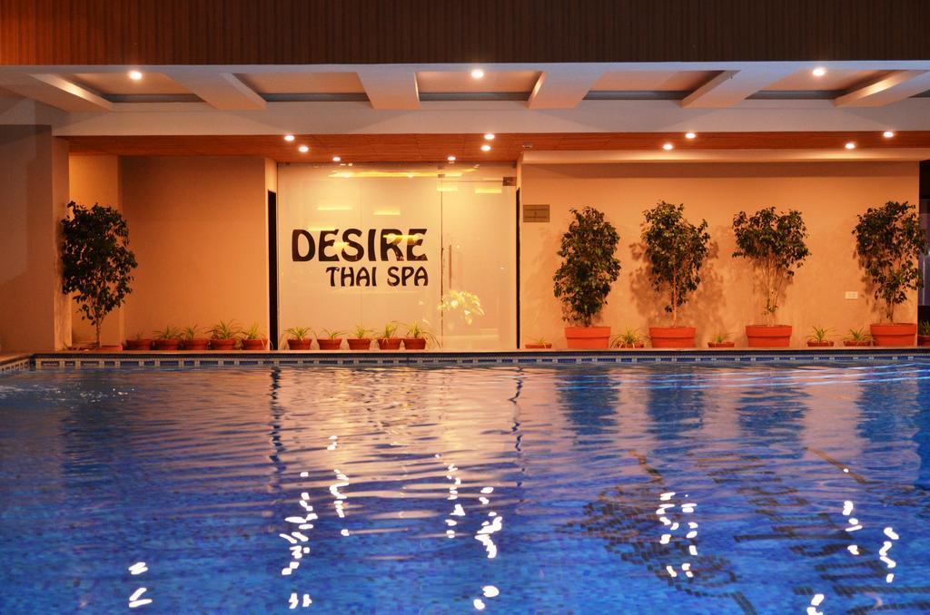 Anjushree Hotel Ujjain Buitenkant foto
